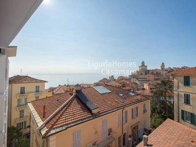 Trilocale vista mare a Imperia