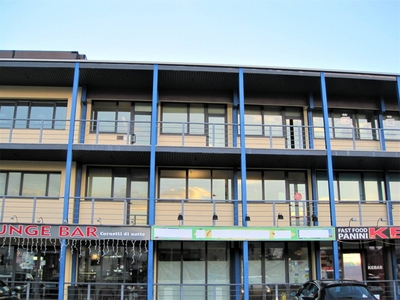 Ufficio in vendita a Bientina