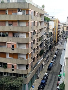 Appartamento di 6 vani /170 mq a Bari - Murat
