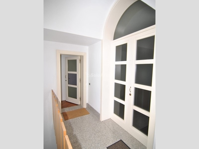 Appartamento in Affitto a Livorno, zona Antignano - Banditella - Ardenza, 2'400€, 150 m², arredato