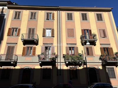 Appartamento in Affitto a Torino Via Cesana