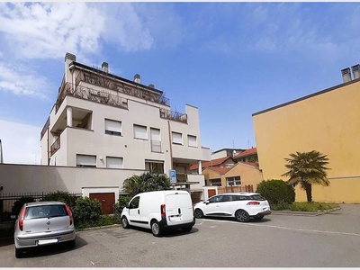 Appartamento in vendita a Legnano, via montanara, 8 - Legnano, MI