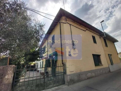 Appartamento in Vendita a Prato, 96'187€, 140 m²