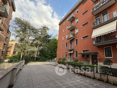 Appartamento in Vendita in Via Alessandro Stoppato 39 a Bologna