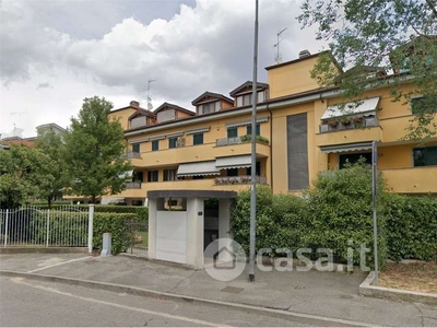 Appartamento in Vendita in Via Carlo Montanari 164 a Monza