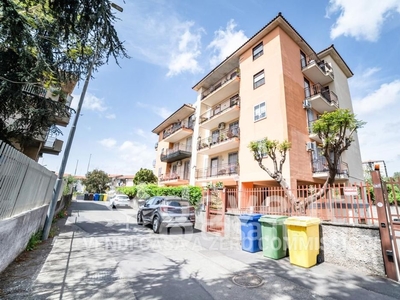 Appartamento in Vendita in Via Carmelo Salanitro 1 G a Catania