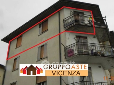 Appartamento in Vendita in Via dei Carpani 15 a Montecchio Maggiore