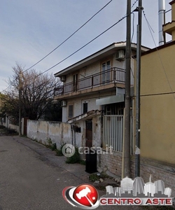 Appartamento in Vendita in Via Fior di Melograno a Taranto