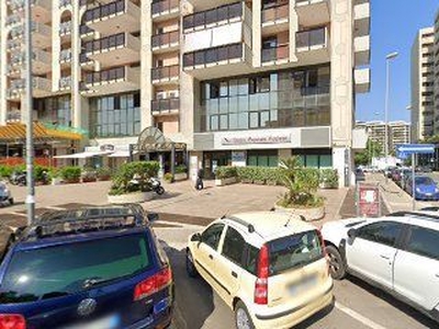 Appartamento in Vendita in Via Salvatore Matarrese a Bari