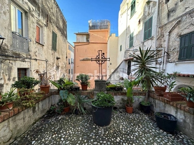 Appartamento in Via Cisterna 22, Sanremo, 6 locali, 78 m² in vendita