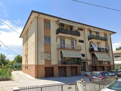 Appartamento in Via Distrettuale 999, Santa Lucia di Piave, 6 locali