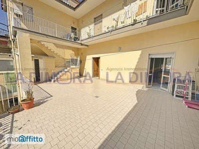 Bilocale con terrazzo Aversa