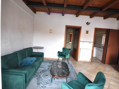 Bilocale in Affitto a Cuneo, 450€, 58 m², arredato