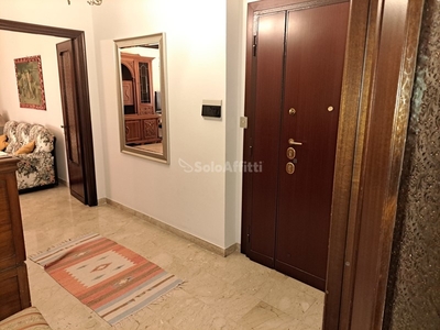 Bilocale in Affitto a Roma, 900€, 75 m², arredato
