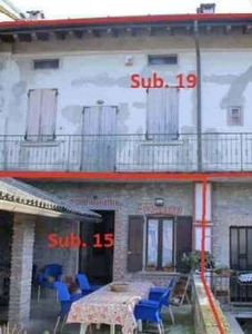 Casa Bi/Trifamiliare in Vendita in Via San Martino a Pontoglio