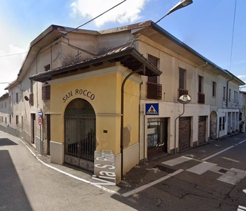 Casa indipendente con terrazzo a Cardano al Campo