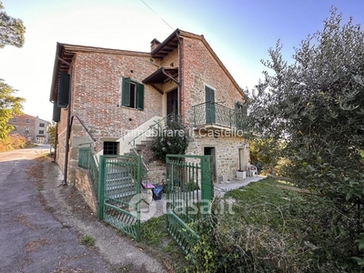 Casa indipendente in Vendita in Via Giuseppe Mazzini a Castiglione del Lago