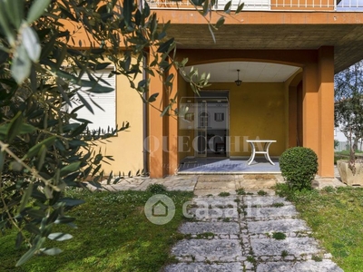 Casa indipendente in Vendita in Via San Zeno a Desenzano del Garda