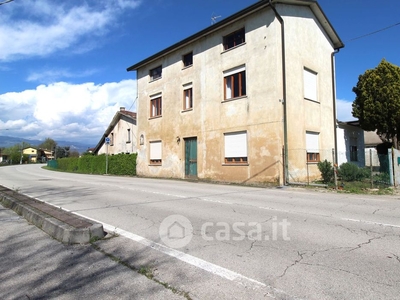 Casa indipendente in Vendita in Via Vignole 78 a Montecchio Precalcino