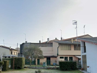 Casa indipendente in Via San Sebastiano, Campoformido, 7 locali
