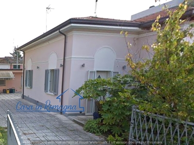 Casa Semi Indipendente in Vendita a Rimini, zona Miramare rn, 368'000€, 150 m², arredato