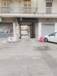 garage in vendita a Bari