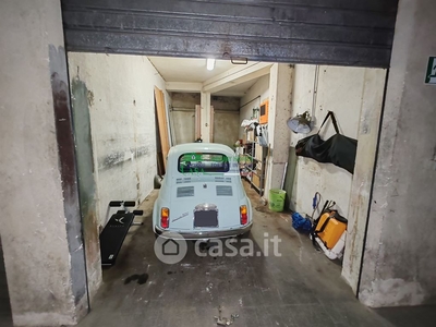 Garage/Posto auto in Vendita in a Ragusa