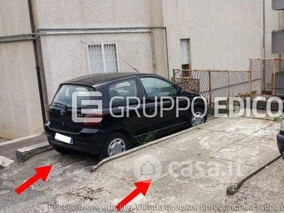Garage/Posto auto in Vendita in Via Giosuè Carducci a Carolei