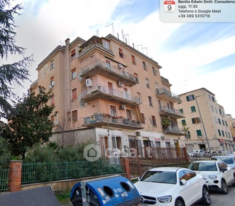 Garage/Posto auto in Vendita in Viale Europa 39 a Vittoria