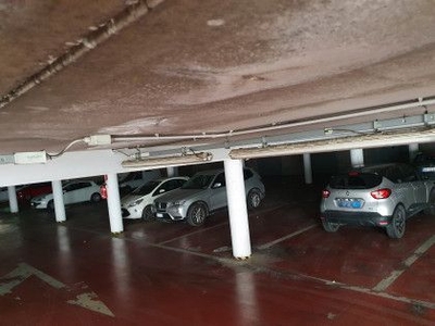 Garage/Posto auto in Vendita in Viale Pietro Toselli 43 a Siena
