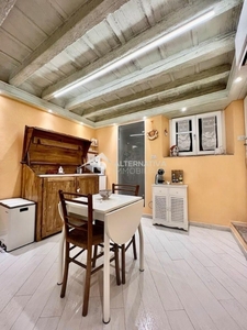 Monolocale a Lucca, 1 bagno, 35 m², 1° piano in vendita