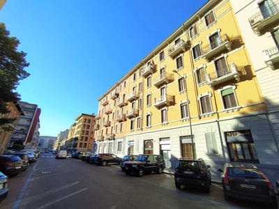 Monolocale in Affitto a Milano, 900€, 40 m², arredato