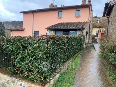 Rustico/Casale in Vendita in Via Fratelli Staffolani a Greve in Chianti