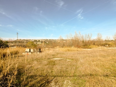 Terreno agricolo in Vendita a Teramo, zona Semicentro, 300'000€, 24000 m²