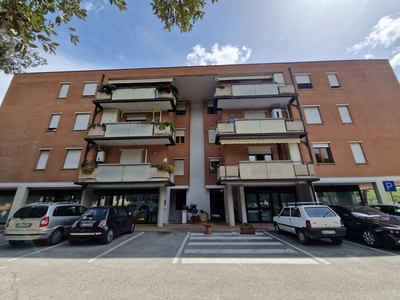 Trilocale in Affitto a Perugia, 500€, 45 m²