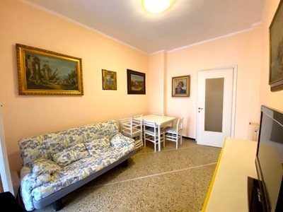 Trilocale in Piazza Cile, Rapallo, 1 bagno, 68 m², 3° piano, terrazzo