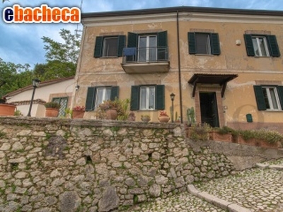 Villa a Arce di 255 mq