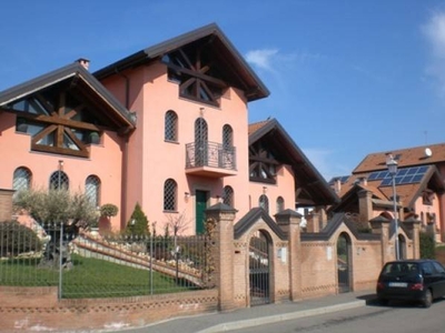 Villa Affiancata - Schiera VERMEZZO (MI)