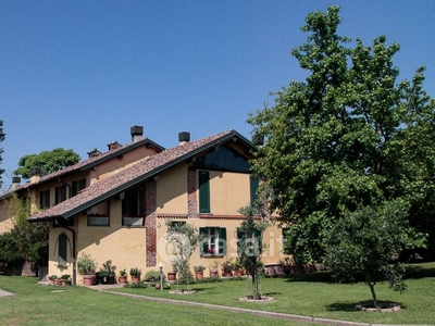 Villa in Vendita in Via P. Gobetti 2 a Pieve Emanuele