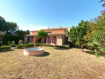 Villa singola in Contrada Addolorata, Recanati, 10 locali, 4 bagni