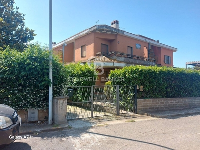 Villa in vendita Viterbo