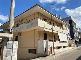Appartamento in vendita a Cassano delle Murge Semicentro