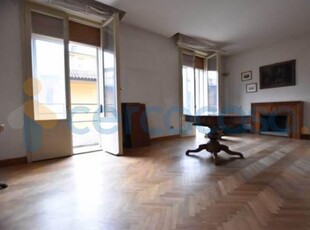 Appartamento Quadrilocale da ristrutturare in vendita a Bologna