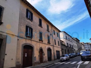 Appartamento Trilocale da ristrutturare in vendita a Castel Del Piano