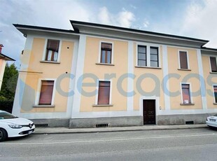 Appartamento Trilocale in ottime condizioni, in vendita in Via Roma, Barga