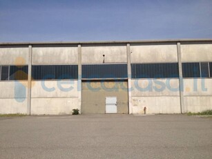 Capannone industriale in ottime condizioni, in vendita in Strada Provinciale 4 399, Fiorenzuola D'arda