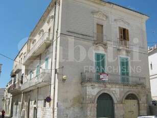 Casa Indipendente in Vendita ad Canosa di Puglia - 145000 Euro