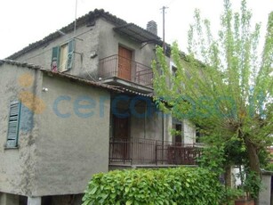 Casa semi indipendente in vendita in Via Colleone, Arce