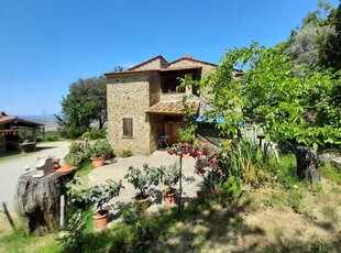 Lussuoso casale in vendita Montecchio Vesponi, Castiglion Fiorentino, Toscana