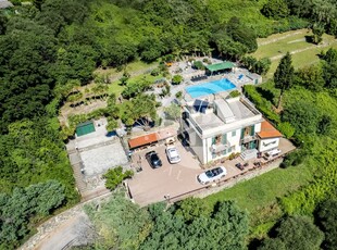 Prestigiosa villa di 190 mq in vendita, Noli, Italia